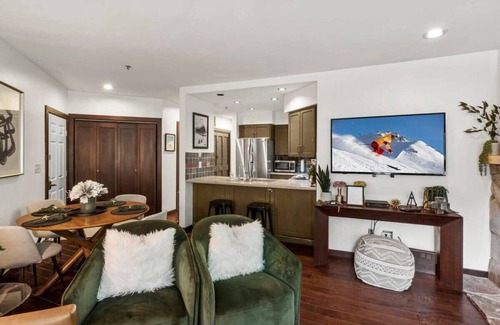 Deer Valley Condo | Gorgeous 1BR Steps From Lifts w/Private Hot Tub!