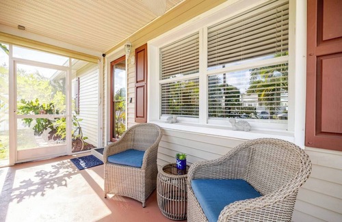 Pinellas Park House | Gorgeous 2BDRM with Private-Heated Pool, Mins From Gulf Coast Beaches And Parks.
