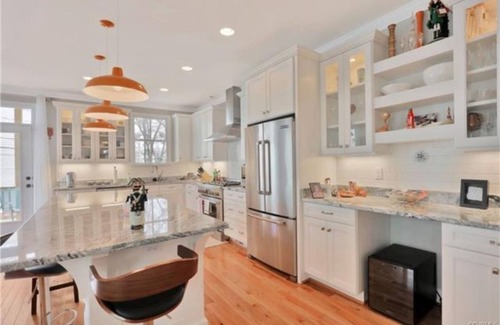 Church Hill House | Gorgeous 3 BD Home in Churchill, completely modern inside! Chimborazo Park