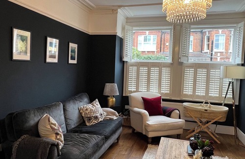 West Hill House | Gorgeous 3BD Home in Quaint Southfields!