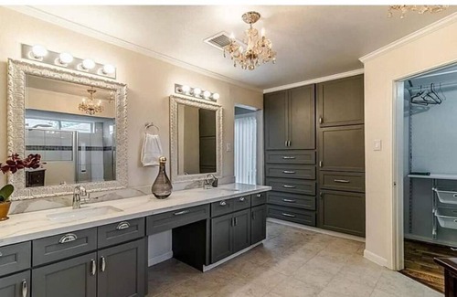 Briarforest House | Gorgeous 4 bedroom 2 bath home in center Houston