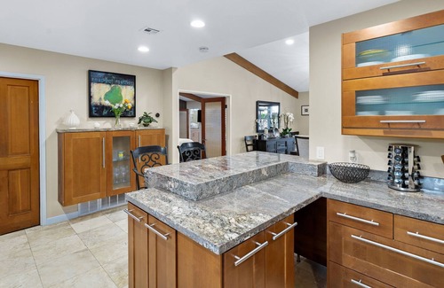 Magnesia Falls Cove House | Gorgeous 4BDR House in Rancho Mirage