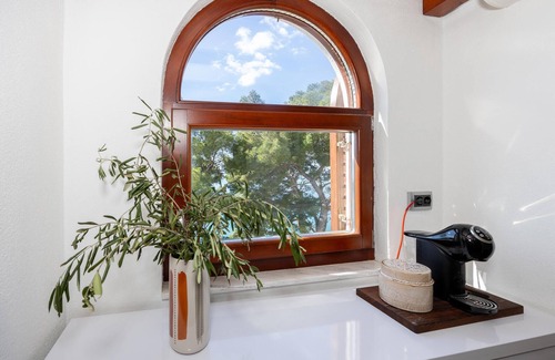 Jesenice Apartment | Gorgeous apartment in Bajnice with WiFi