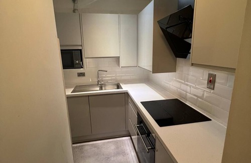 Cathedrals Apartment | Gorgeous apartment in fabulous central Zone 1 location - London Bridge