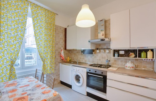 Chiavari Apartment | Gorgeous apartment in Chiavari with WiFi