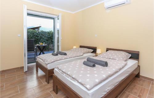 Kastel Stari Apartment | Gorgeous Apartment In Kastel Stari