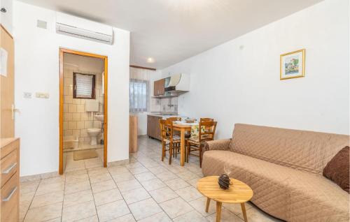 Krk Apartment | Gorgeous Apartment In Krk With Wifi