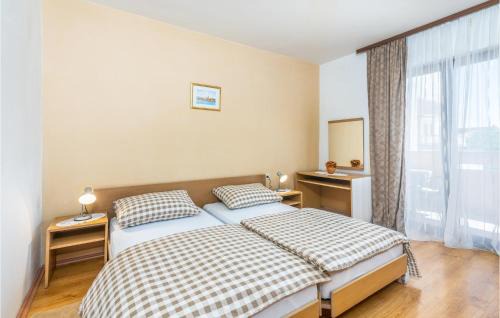 Krk Apartment | Gorgeous Apartment In Krk With Wifi