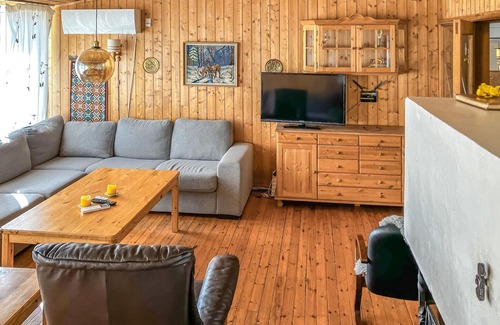 Sirdal Apartment | Gorgeous apartment in Tjørhom with WiFi