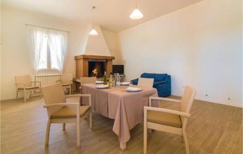 Cinto Euganeo Apartment | Gorgeous Apartment In Valnogaredo Pd