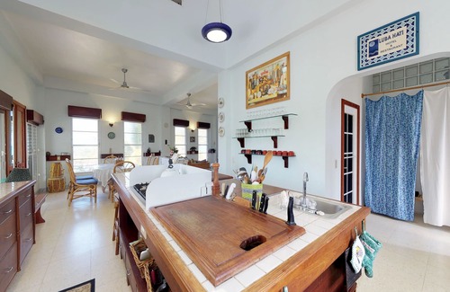 Placencia House | Gorgeous beachfront house with ocean view, covered patio, partial AC & free WiFi
