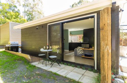 Vincentia House | Gorgeous Beachside Cottage Jervis Bay