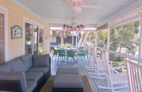 Saint Helena Island House | Gorgeous Canal Home - Fantastic Central Location - just steps to the best Beach