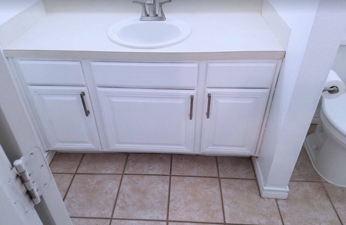 Wellborn Condo | Gorgeous condo, 2 miles to Kyle Field. Free UT vs A&M 2 tickets 2024 game.