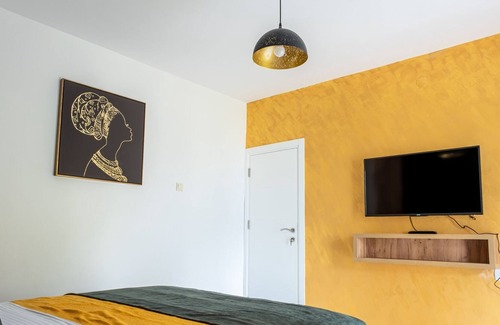 Donji Stoliv Apartment | Gorgeous Flat With Balcony Near Sea in Kotor