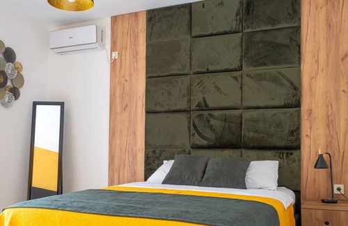 Donji Stoliv Apartment | Gorgeous Flat With Balcony Near Sea in Kotor