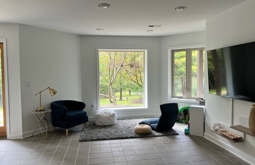 Bentonville House | Gorgeous getaway: 10 private acres w/Hot Tub in GW forest near Shenandoah River