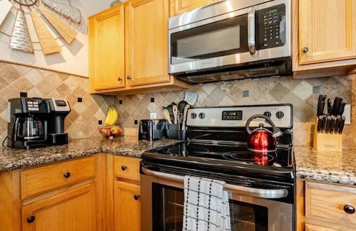 The Gardens House | Gorgeous Gilbert Getaway/3 Bedroom 2+ Bath Home/2 car garage/Sleeps 10