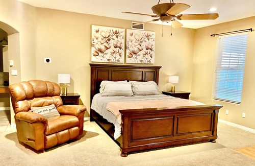 Gilbert House | Gorgeous Gilbert Home with Pool