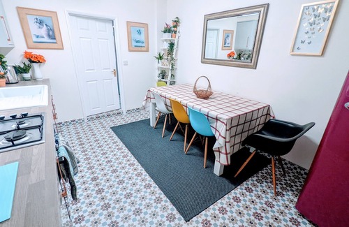 Stoke Newington House | Gorgeous great 5 bed 2 bath family home with garden in trendy area