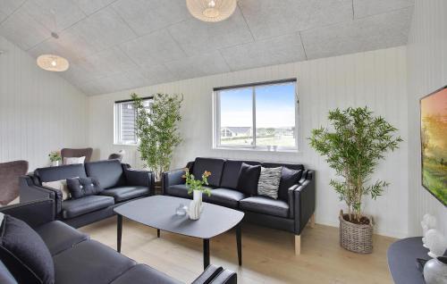 Bogense House | Gorgeous Home In Bogense With Sauna