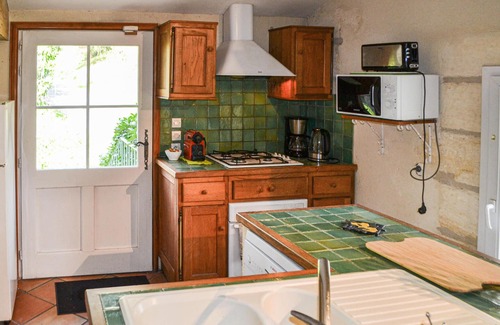 Coutras House | Gorgeous home in Coutras with WiFi
