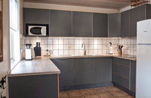 Øvre Ramse House | Gorgeous home in Dølemo with sauna