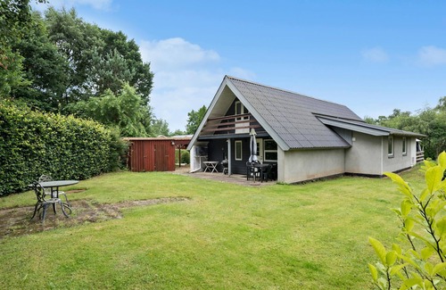 Farvang House | Gorgeous home in Fårvang with WiFi