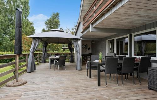 Farvang House | Gorgeous Home In Fårvang With Wifi
