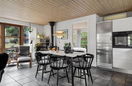 Rindby Strand House | Gorgeous home in Fanø with kitchen
