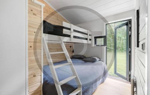 Frørup House | Gorgeous Home In Frørup With Kitchen