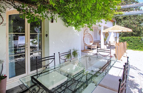 Grospierres House | Gorgeous home in Grospierres