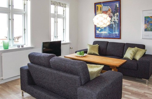 Sonder Bork House | Gorgeous home in Hemmet with lake view