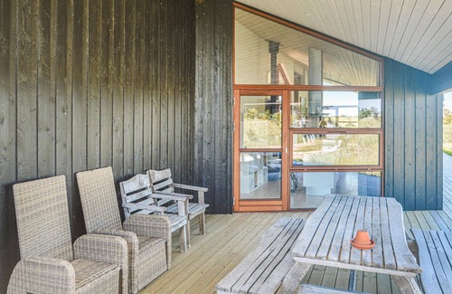 Hirtshals House | Gorgeous home in Hirtshals with sauna
