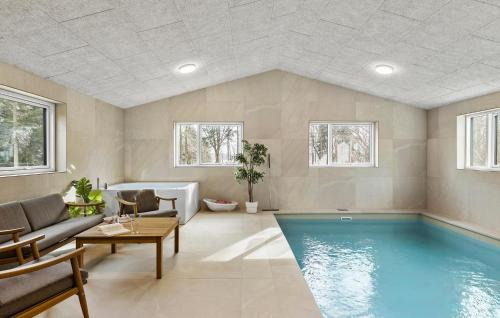 Hobro House | Gorgeous Home In Hobro With Sauna