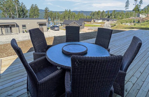 Hurdal Municipality House | Gorgeous home in Hurdal with lake view