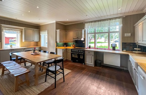 Koppang House | Gorgeous home in Koppang with sauna