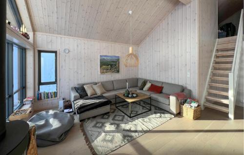 Nord-Fron House | Gorgeous Home In Kvam With Sauna