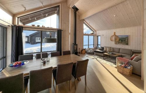 Nord-Fron House | Gorgeous Home In Kvam With Sauna