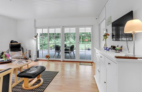 Dueodde House | Gorgeous home in Nexø with WiFi