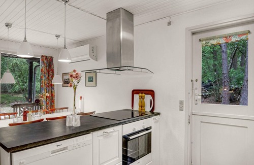 Dueodde House | Gorgeous home in Nexø with kitchen