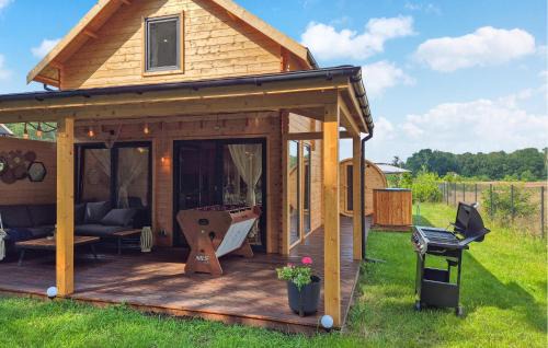 Miroszewo House | Gorgeous Home In Nowe Warpno With Sauna