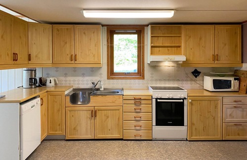 Gjemnes Municipality House | Gorgeous home in øydegard with WiFi