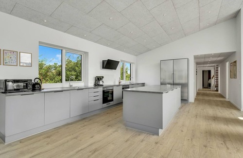 Sondervig House | Gorgeous home in Ringkøbing with sauna