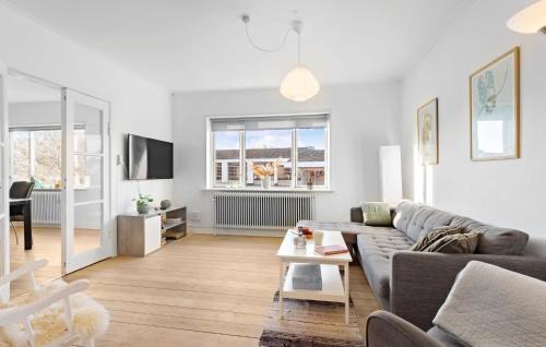 Soby House | Gorgeous Home In Søby Ærø With Wifi