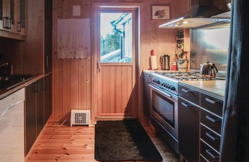 Sjusjoen House | Gorgeous home in Sjusjøen with sauna