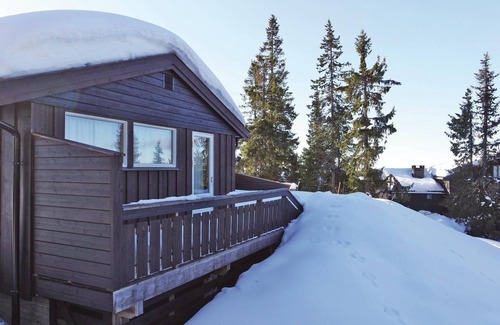 Sjusjoen House | Gorgeous home in Sjusjøen with sauna