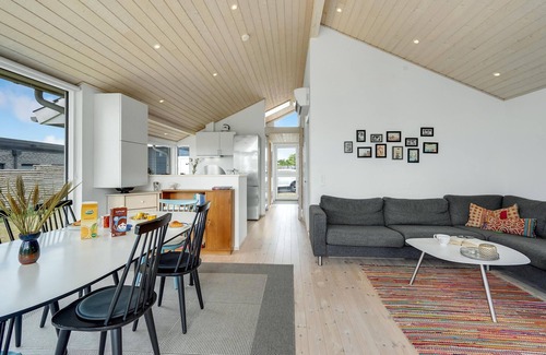 Frolunde House | Gorgeous home in Slagelse with WiFi