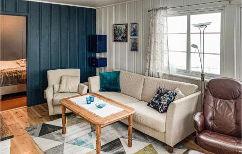 Tretten House | Gorgeous Home In Svingvoll With Wifi