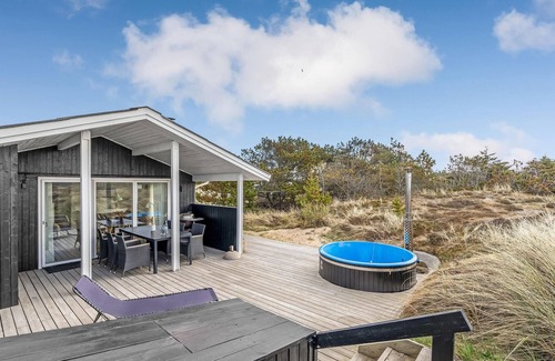 Klitmoller House | Gorgeous home in Thisted with kitchen